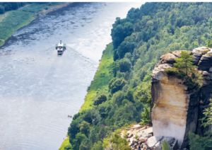 Elbsandsteingebirge wandern Elbe