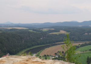 Elbsandsteingebirge wandern Elbe