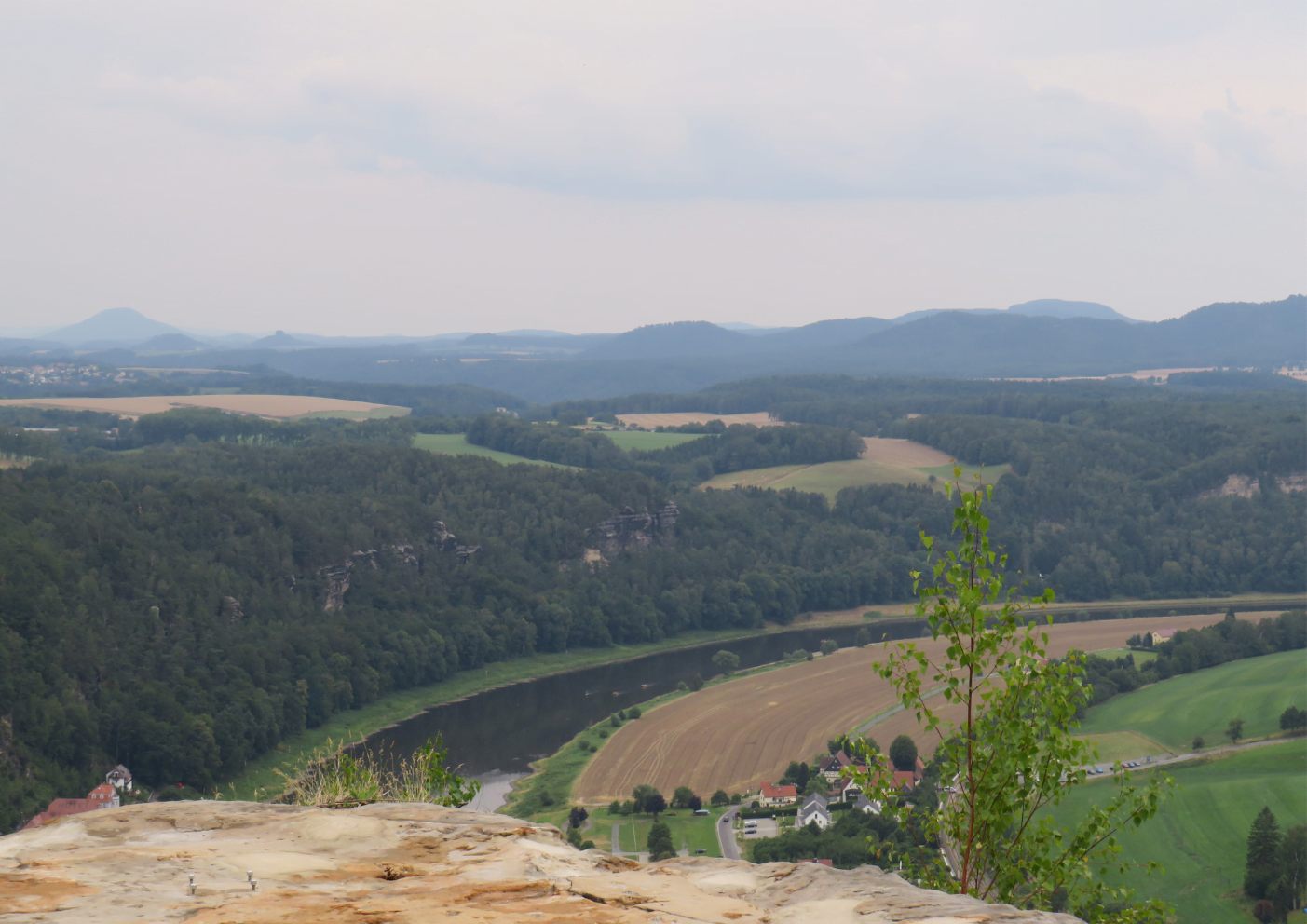 Elbsandsteingebirge wandern: Malerische Pfade, Naturwunder, Romantik 7 Elbsandsteingebirge wandern Elbe