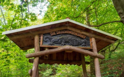 Drachenschlucht bei Eisenach: Abenteuerliche Wanderung mit Hund durch mystische Felsenwelt